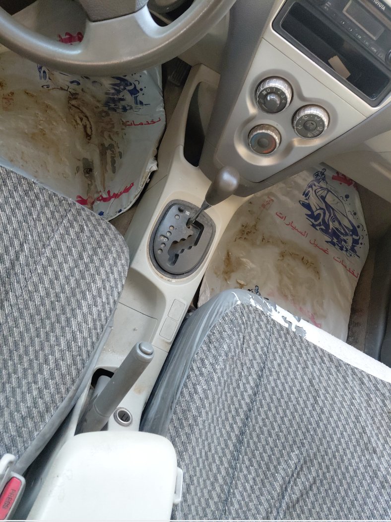 Toyota Yaris  2011 image