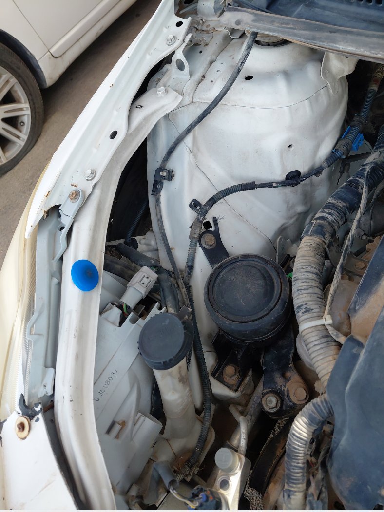 Toyota Yaris  2011 image