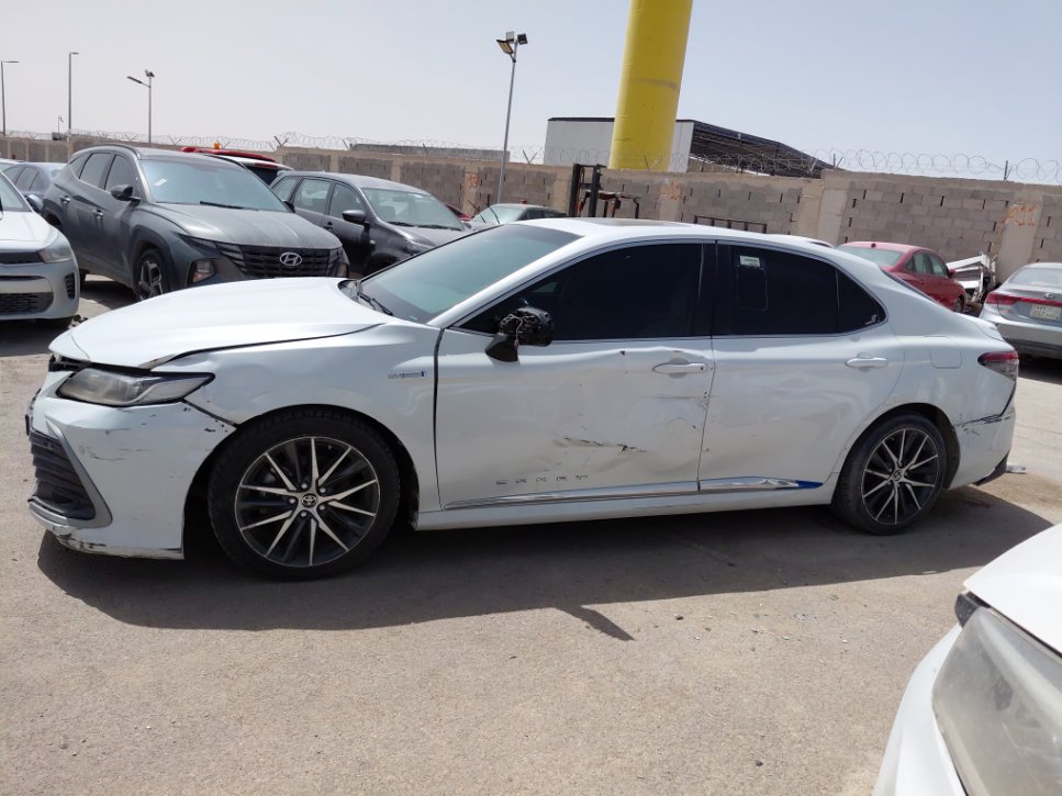 Toyota Camry GLE HEV  2023 image