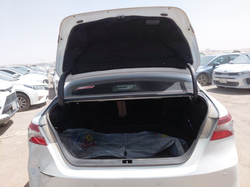 Toyota Camry GLE HEV  2023 image