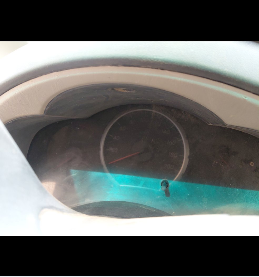 تويوتا انوفا  2012 image