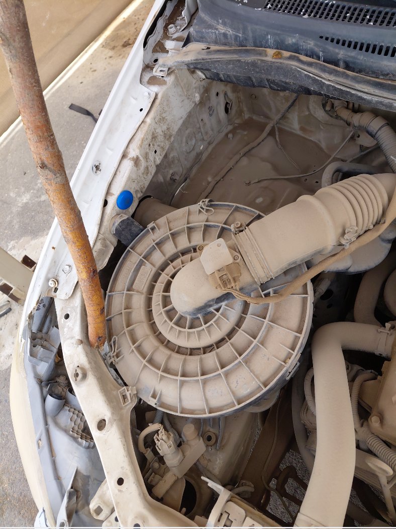 تويوتا انوفا  2012 image