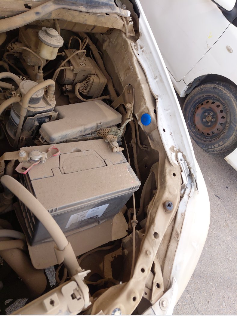 تويوتا انوفا  2012 image