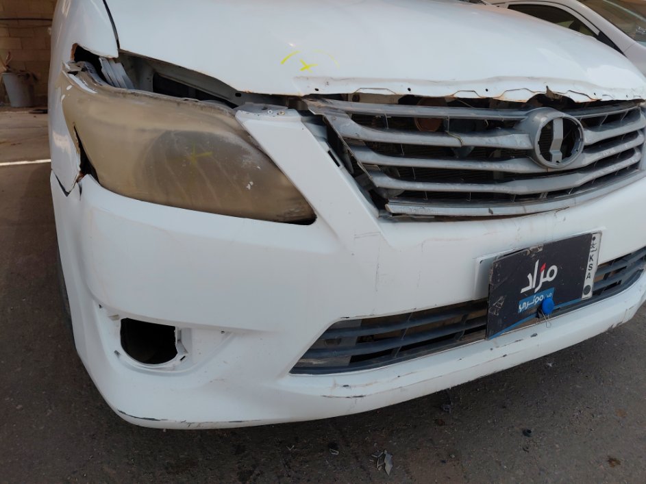 تويوتا انوفا  2012 image