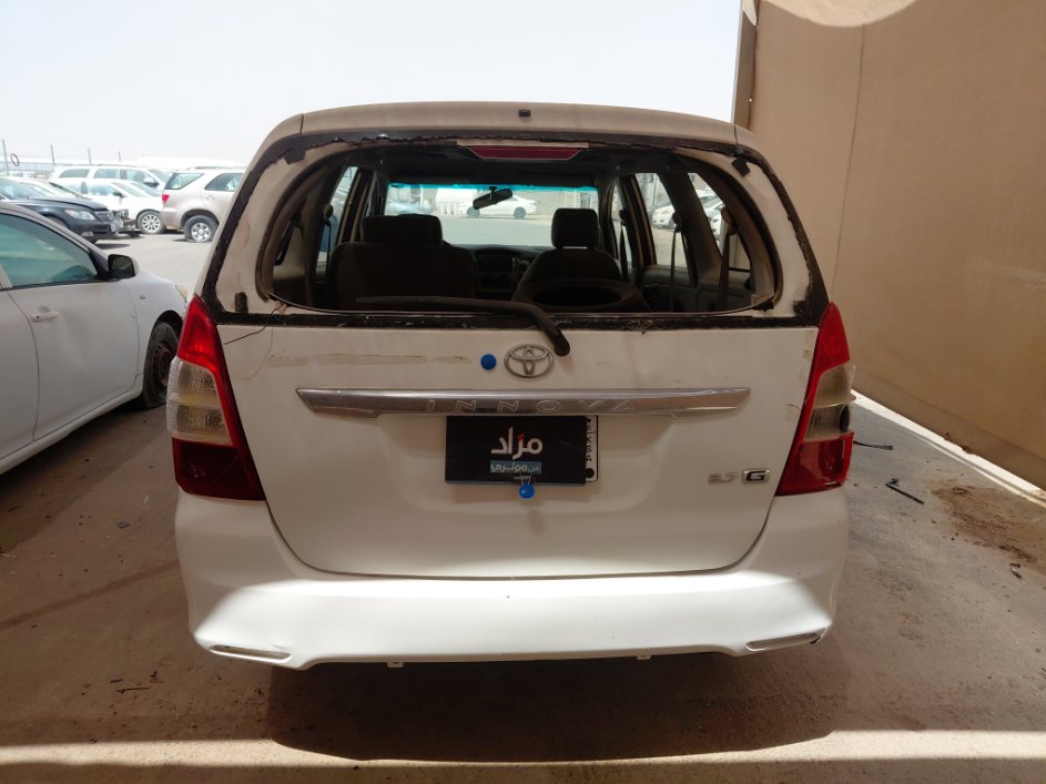 تويوتا انوفا  2012 image