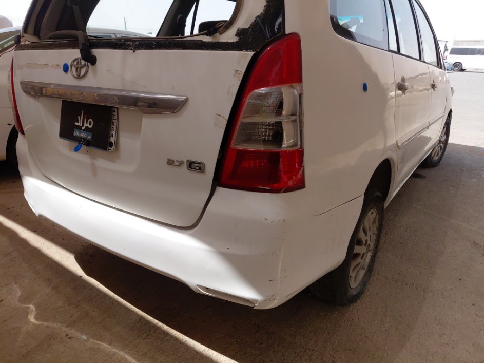 تويوتا انوفا  2012 image