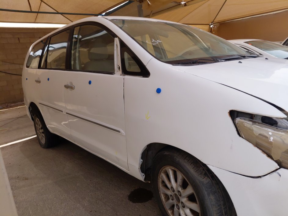 تويوتا انوفا  2012 image