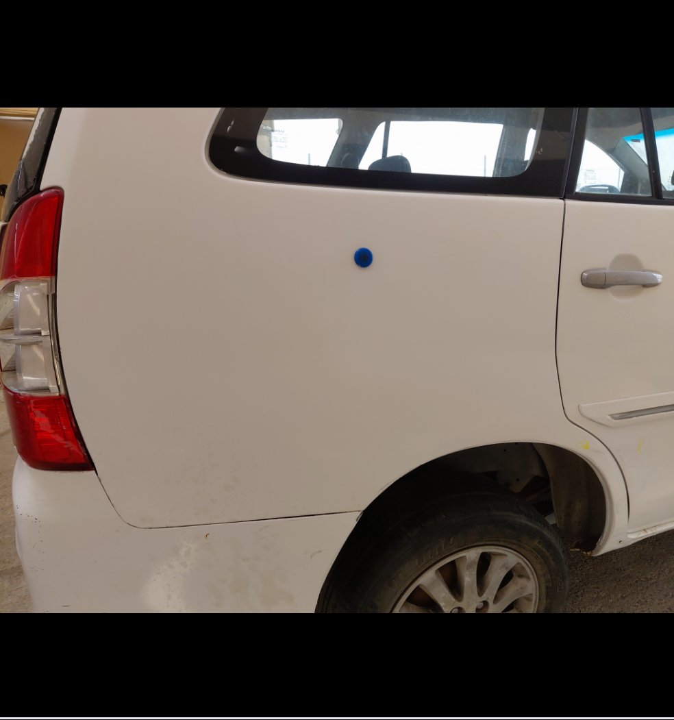 تويوتا انوفا  2012 image