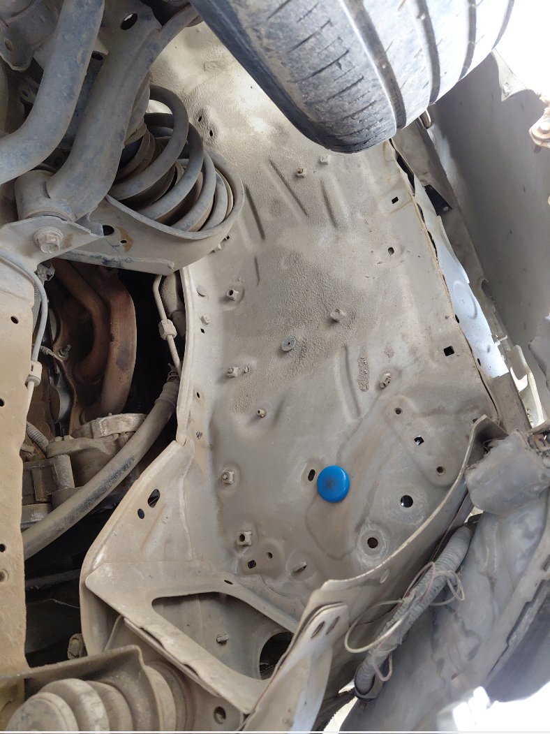 تويوتا انوفا  2012 image