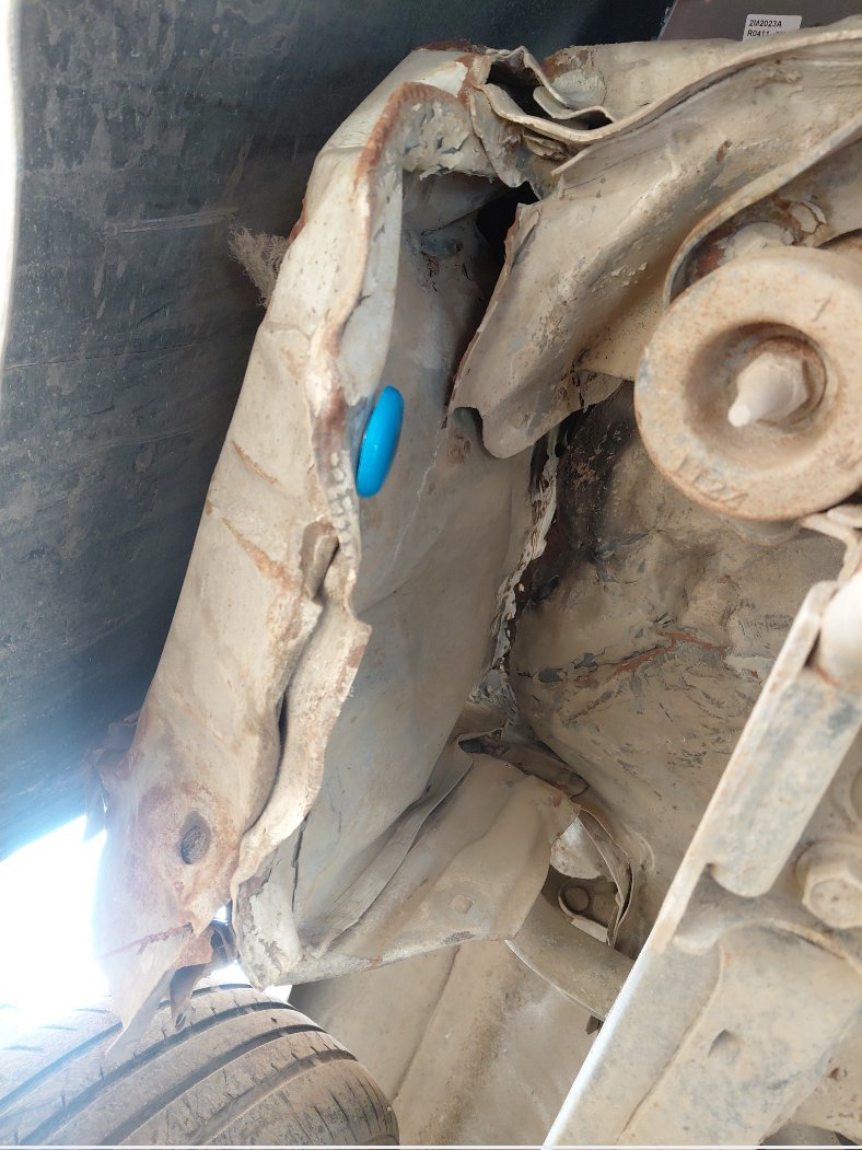 تويوتا انوفا  2012 image