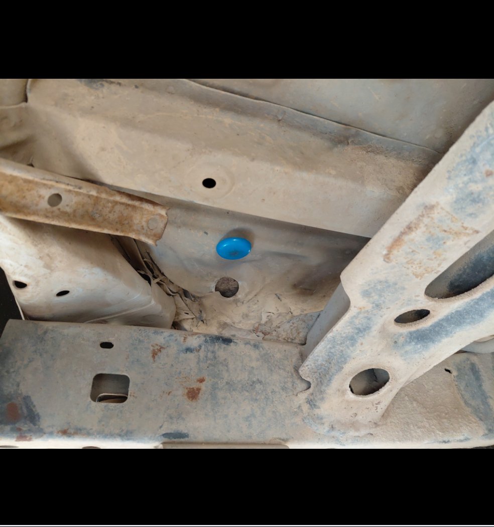 تويوتا انوفا  2012 image