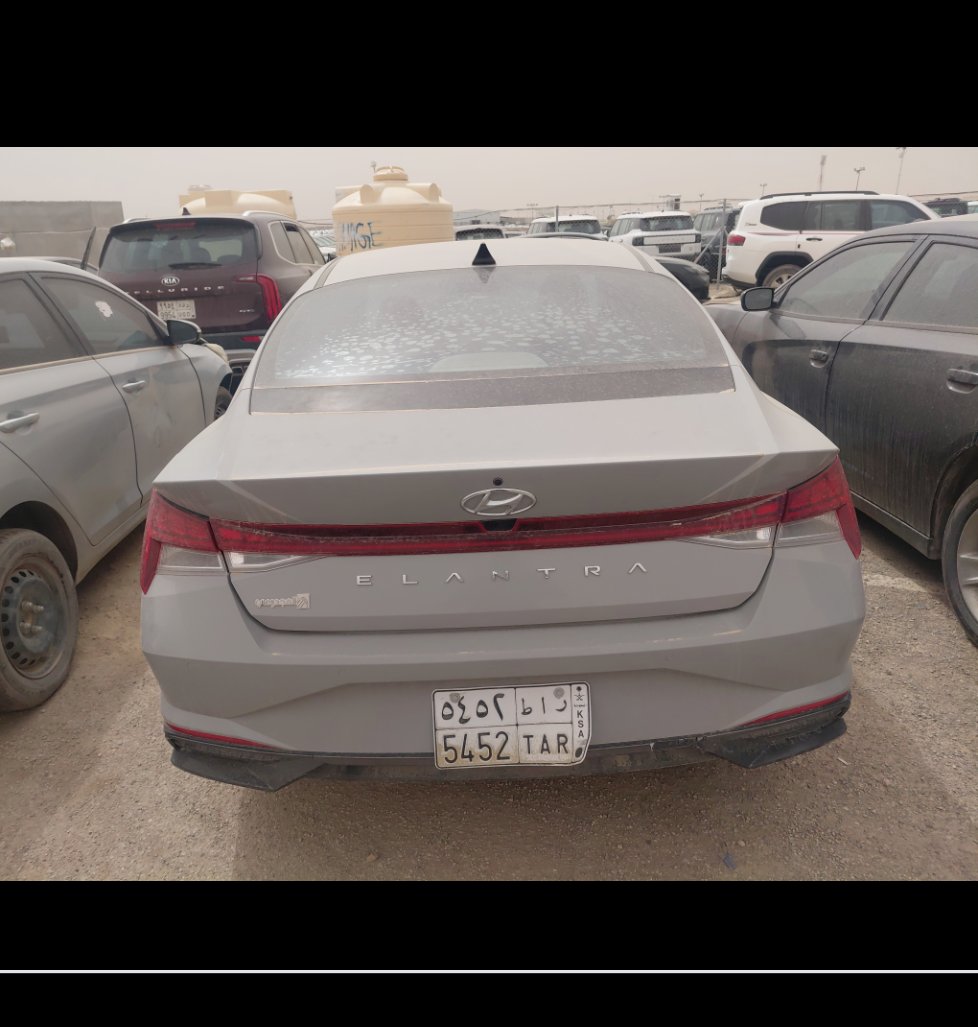 Hyundai Elantra  2022 image