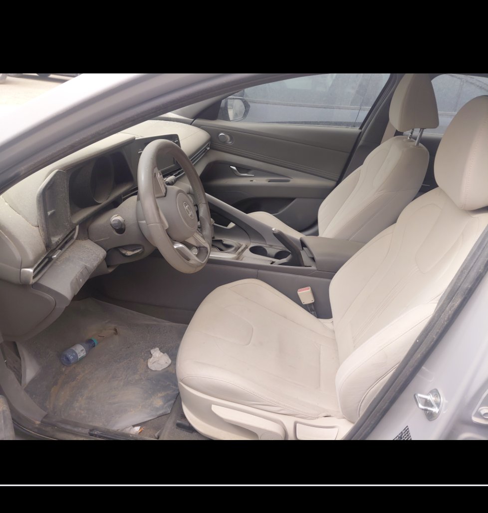 Hyundai Elantra  2022 image