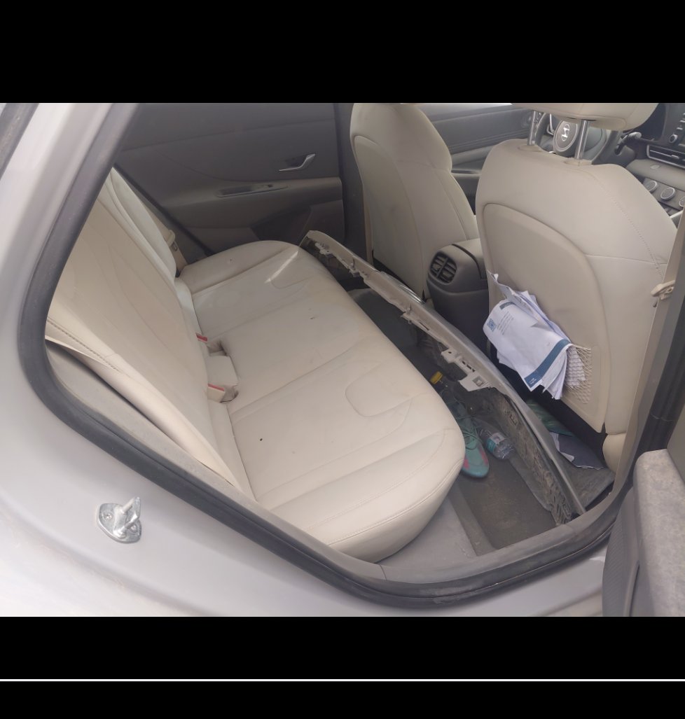 Hyundai Elantra  2022 image