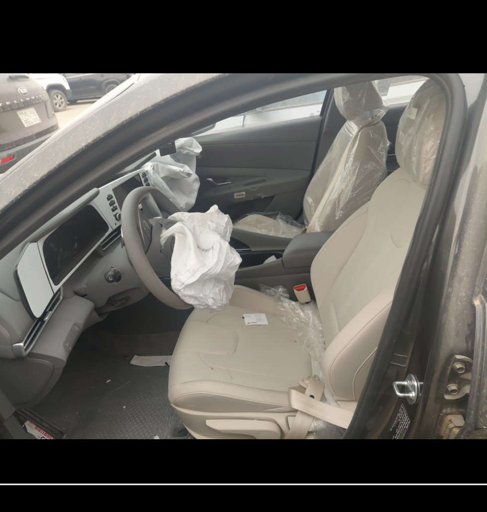 Hyundai Elantra  2025 image