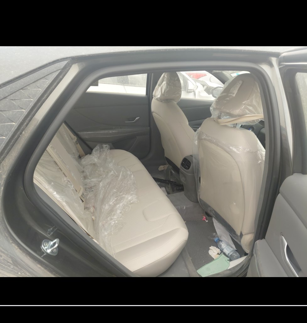 Hyundai Elantra  2025 image