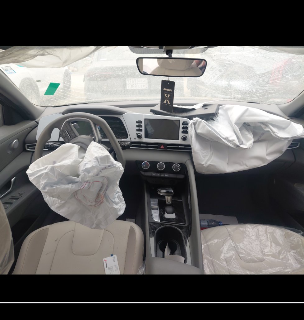 Hyundai Elantra  2025 image