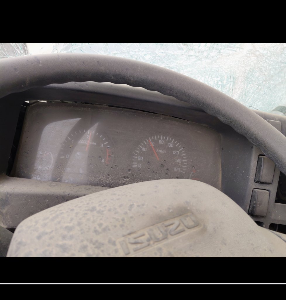 Isuzu reward nm  2025 image