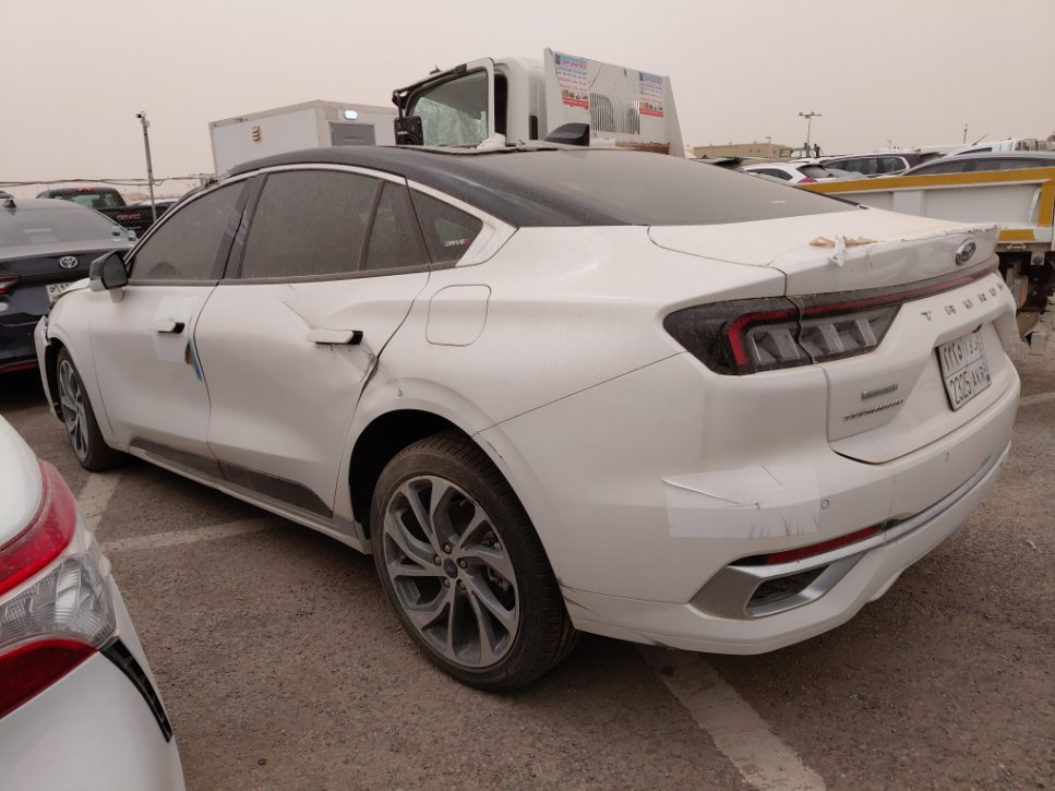 Ford Taurus  2024 image