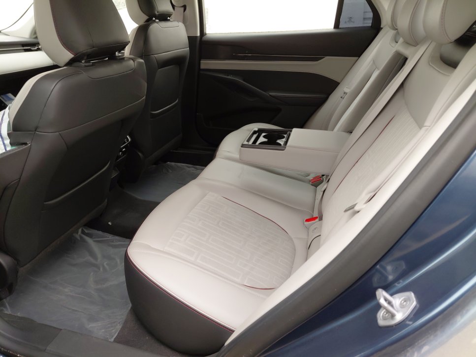 Ford Taurus  2025 image