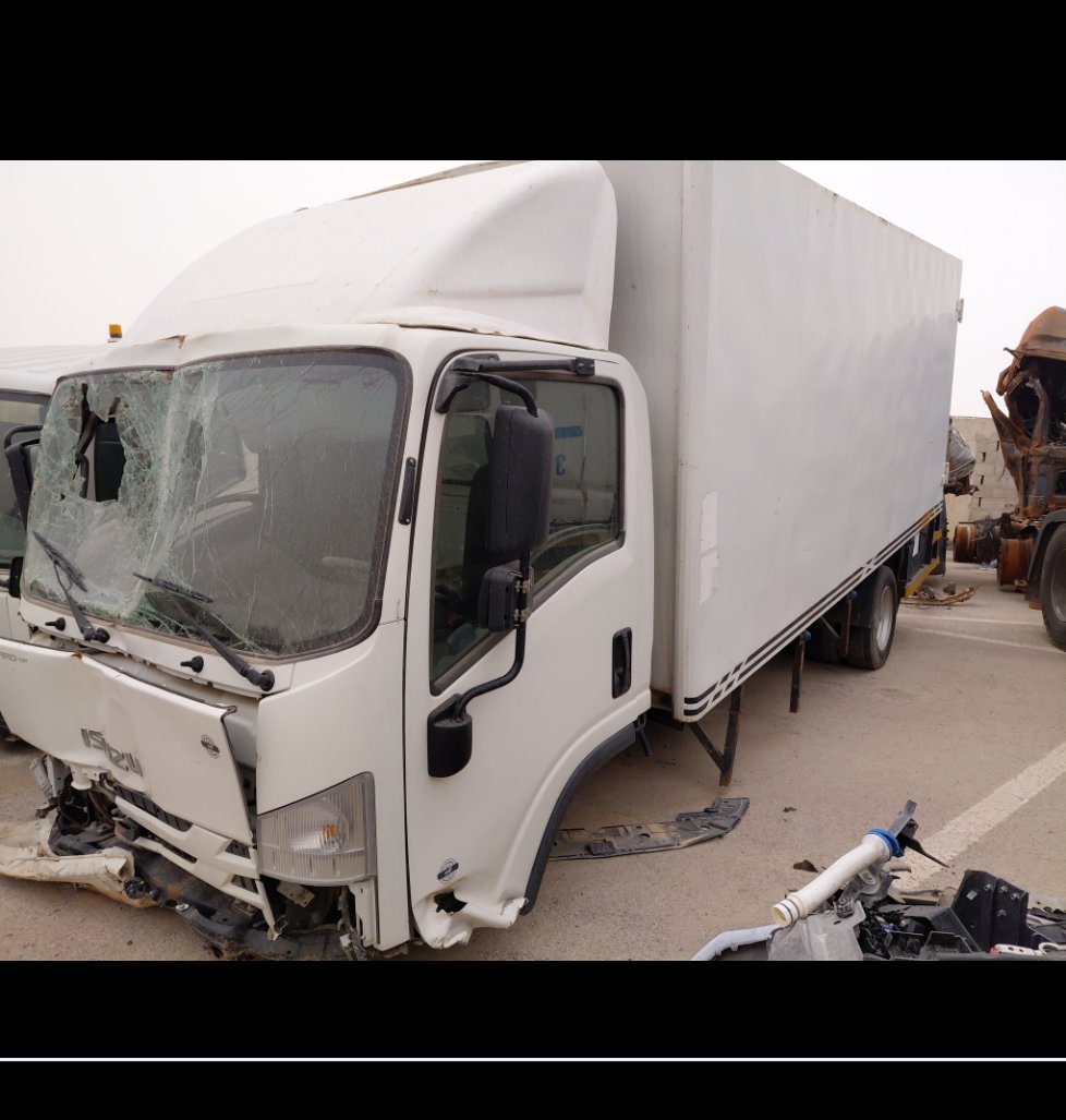 Isuzu Reward NP  2023 image