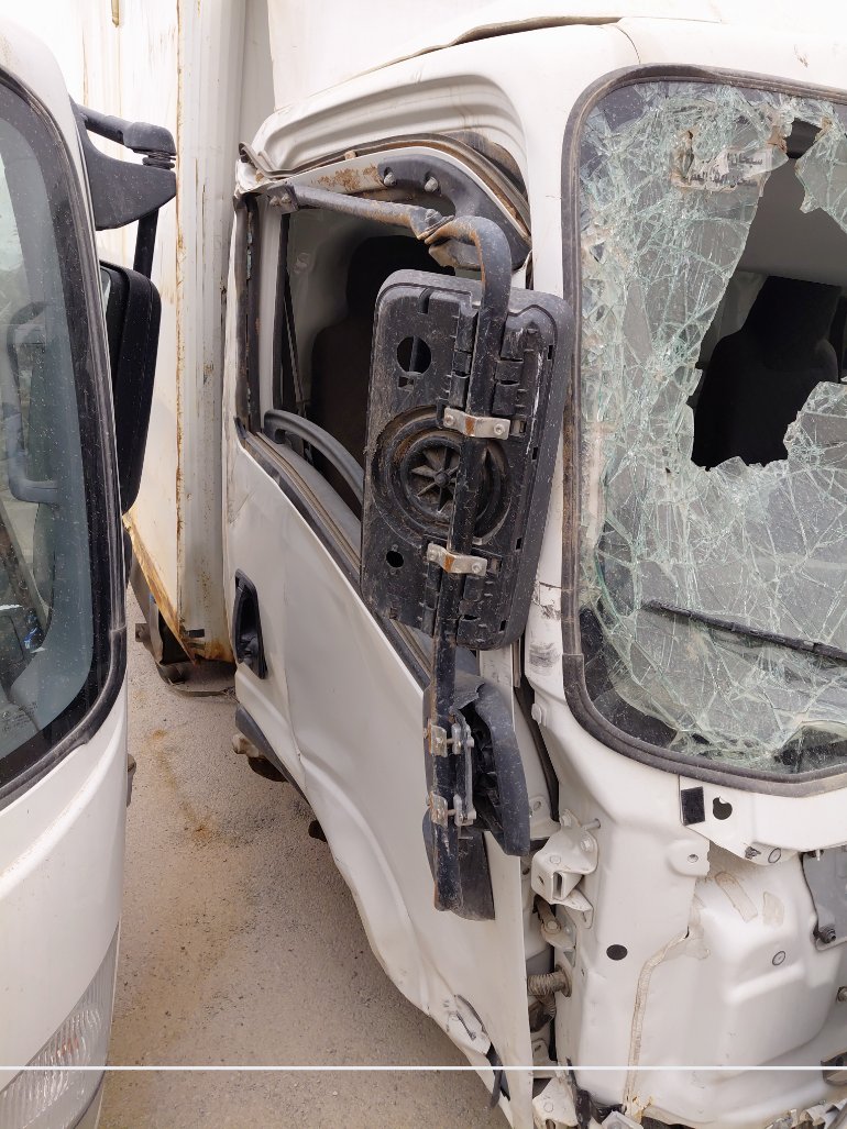 Isuzu Reward NP  2023 image