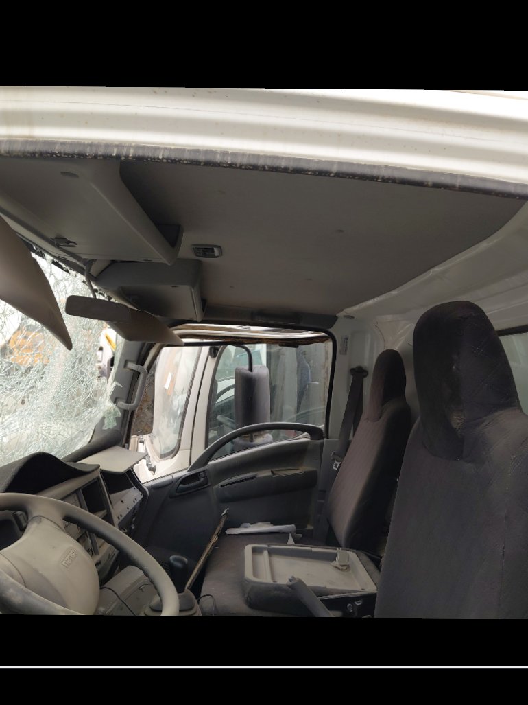 Isuzu Reward NP  2023 image