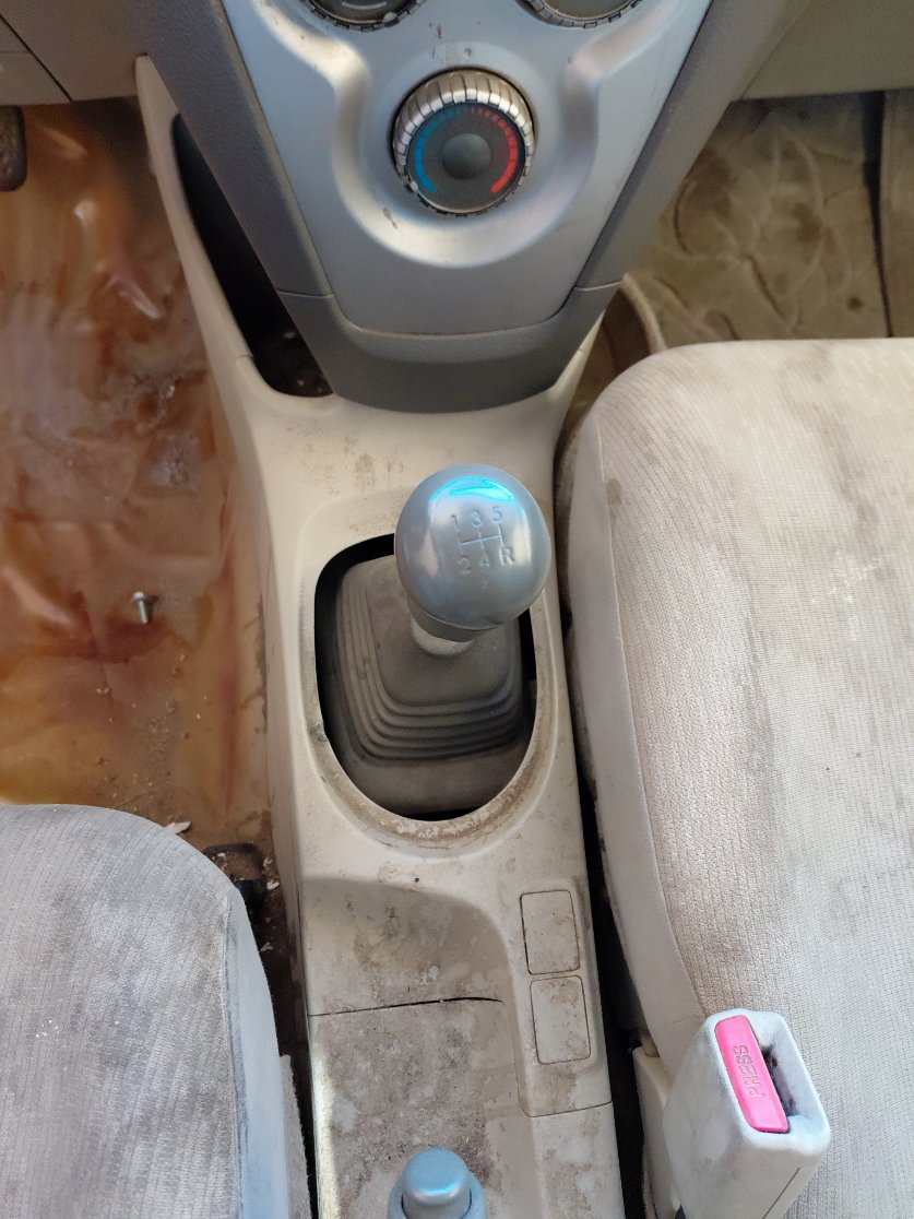 Toyota Yaris  2012 image