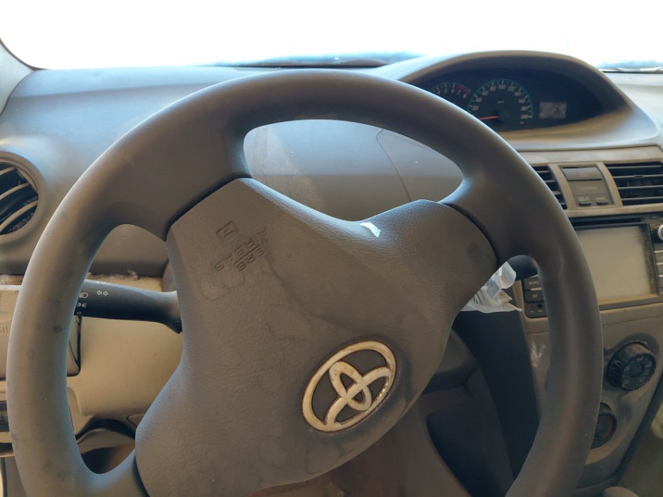 تويوتا يارس  2011 image