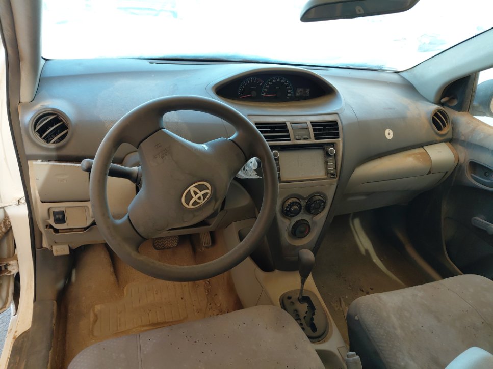 تويوتا يارس  2011 image