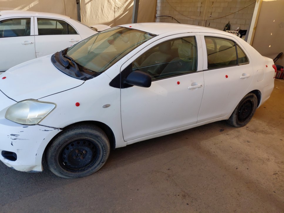 تويوتا يارس  2011 image