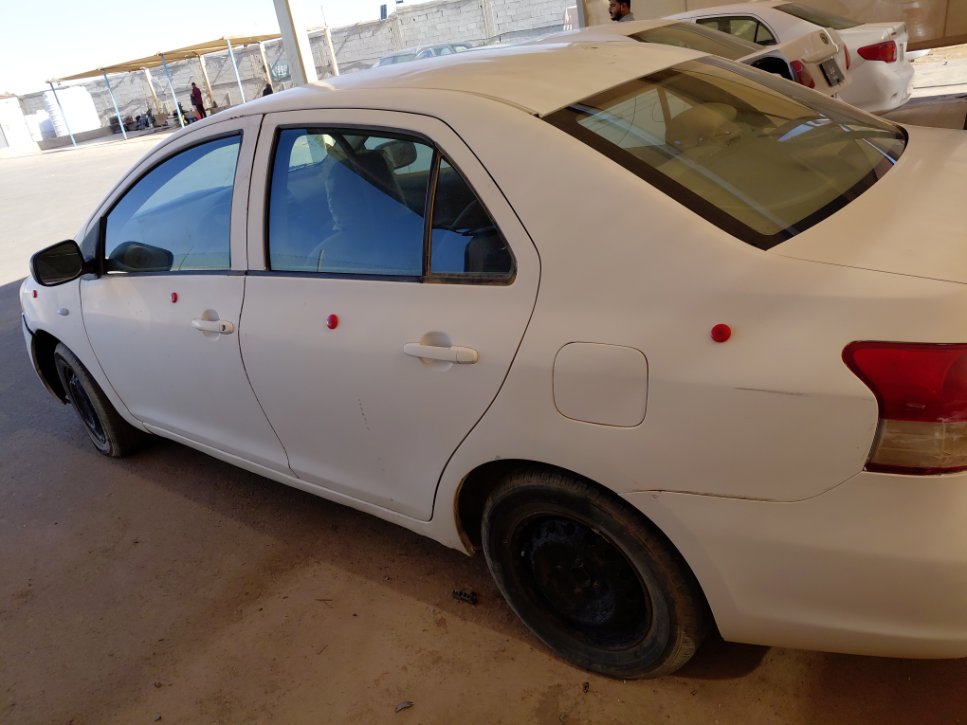 تويوتا يارس  2011 image