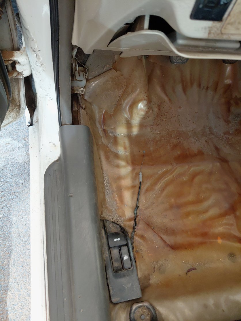 Toyota Yaris  2012 image