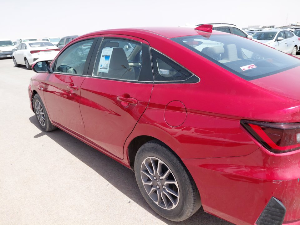 Toyota Yaris Y 2024 image