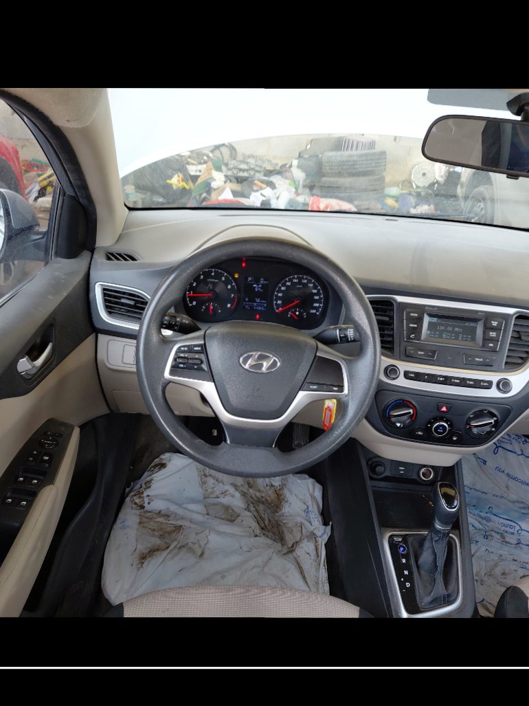 Hyundai Accent GL 2023 image