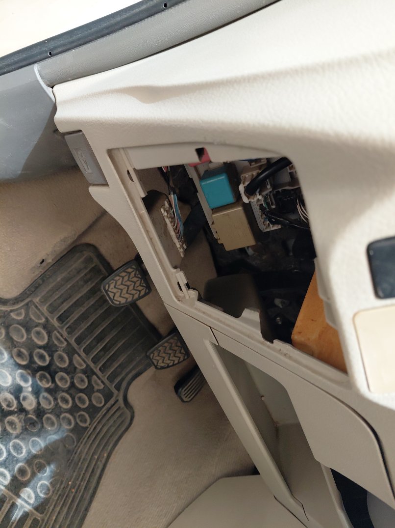 تويوتا يارس  2012 image