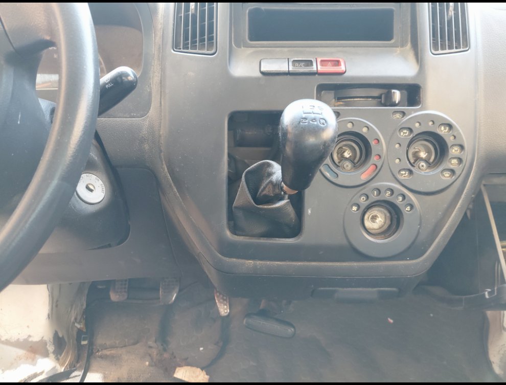 Daihatsu Dabbab  2012 image