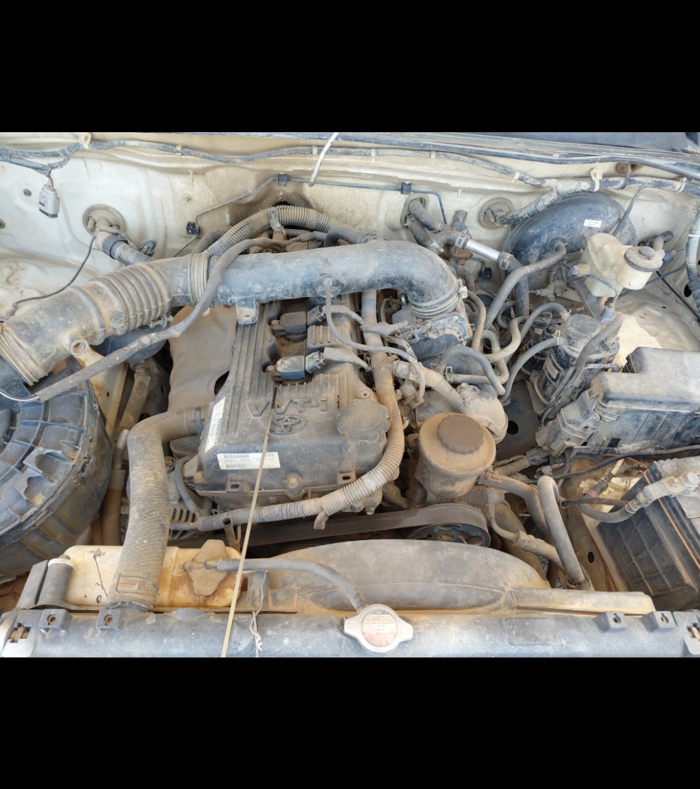 Toyota Hilux  2012 image