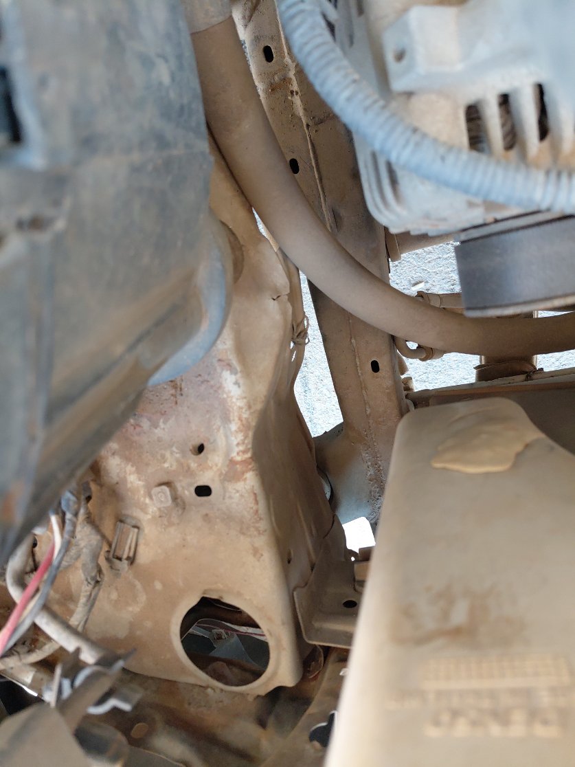 Toyota Hilux  2012 image