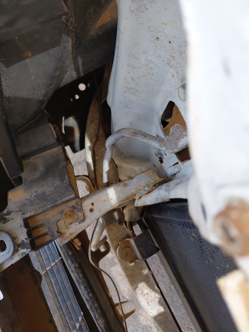 Toyota Hilux  2012 image