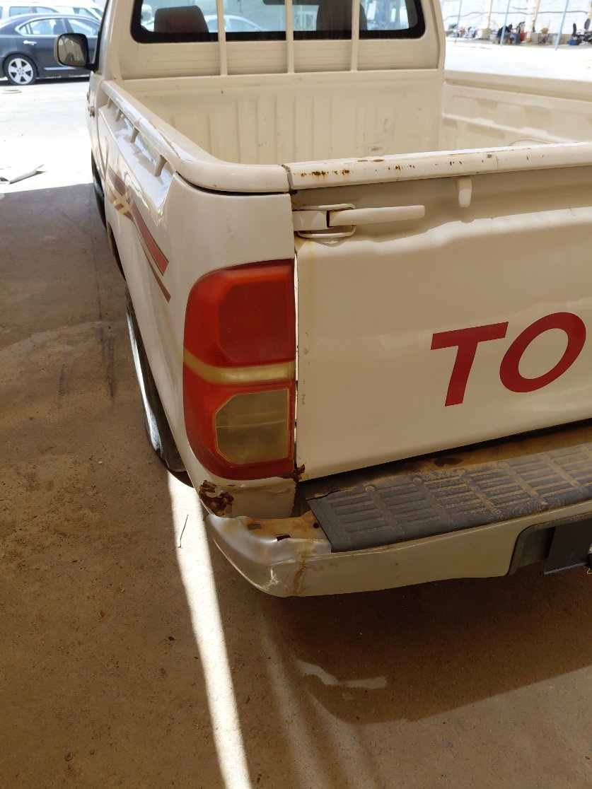 Toyota Hilux  2012 image