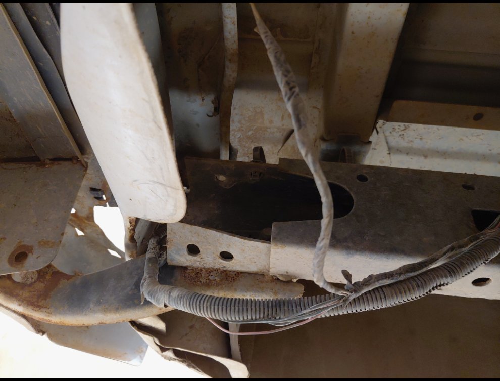 Toyota Hilux  2012 image