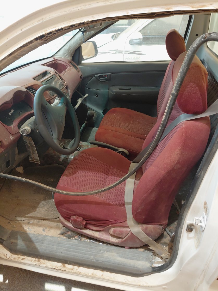 Toyota Hilux  2012 image