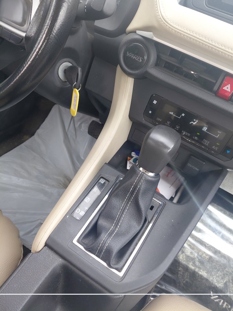 Toyota Yaris Y 2024 image