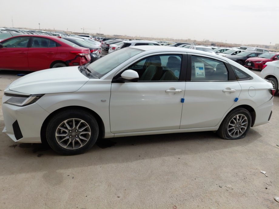 Toyota Yaris Y 2024 image