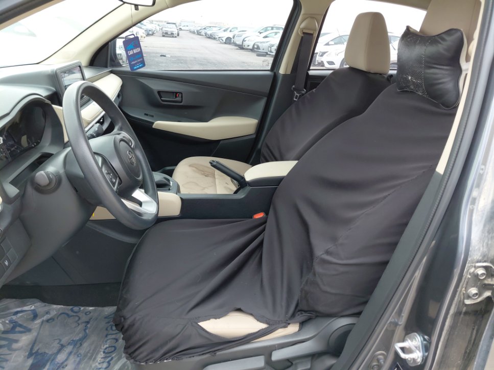 Toyota Yaris Y 2024 image