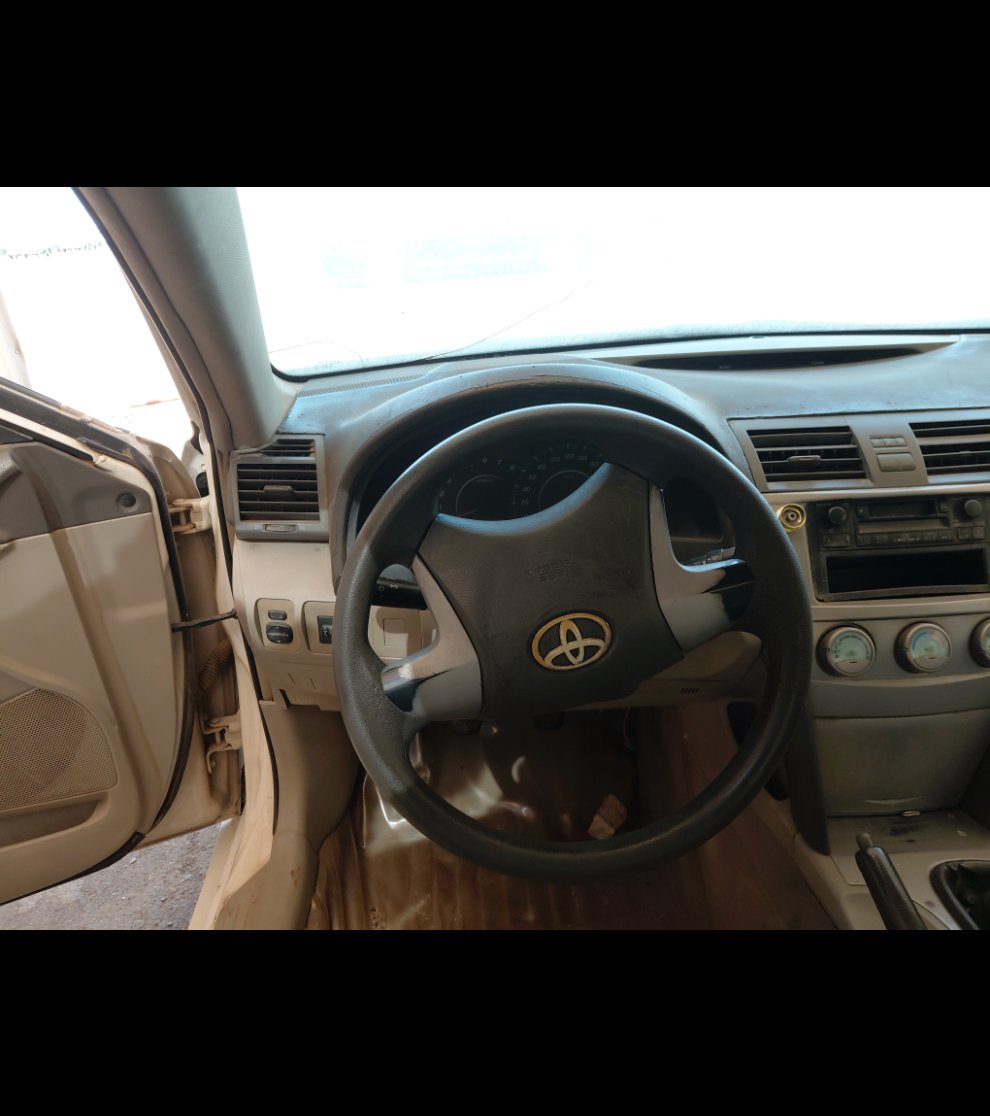 Toyota Camry  2010 image