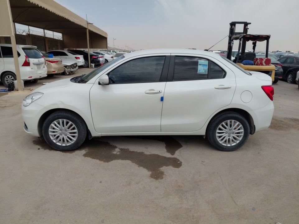 Suzuki DZIRE GL 2024 image