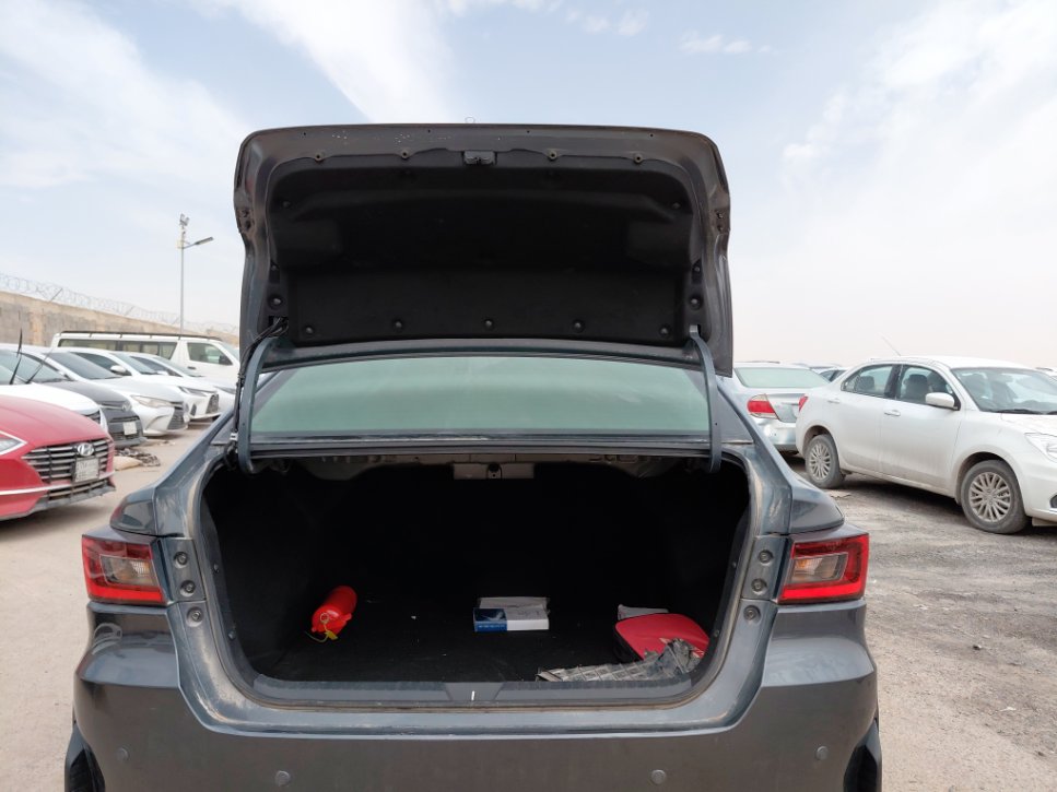 Toyota Yaris Y 2024 image