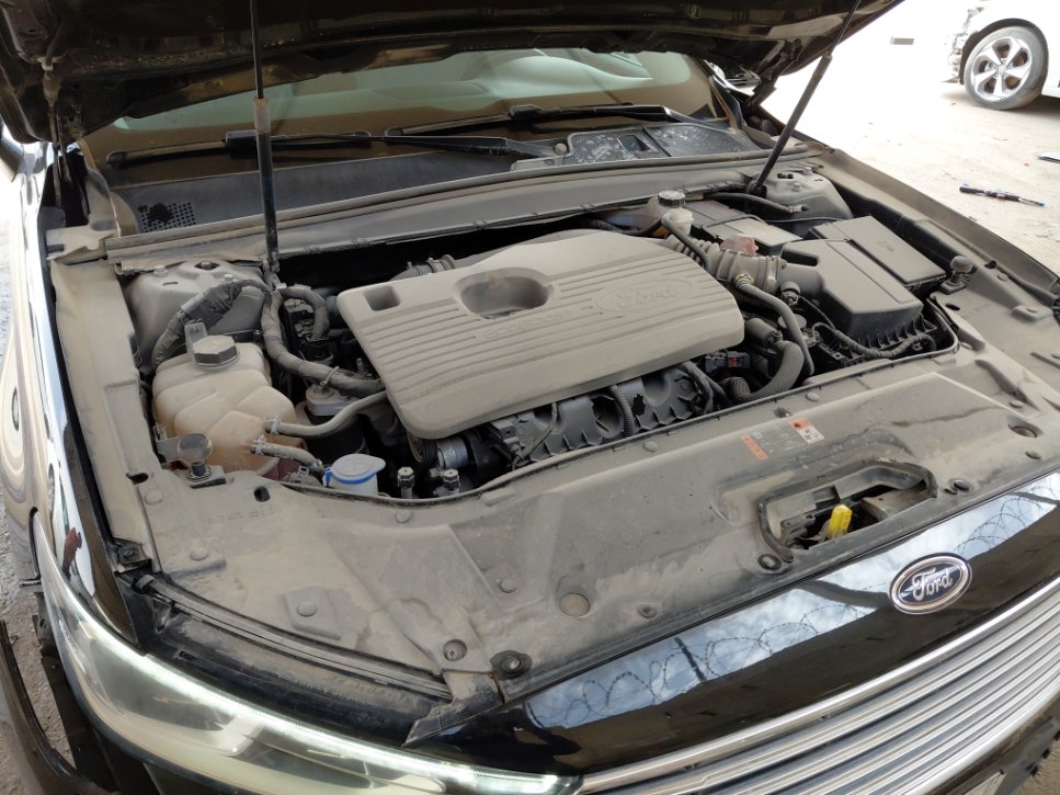 Ford Taurus  2022 image